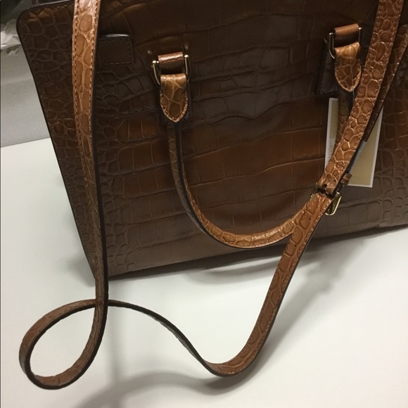 MICHAEL KORS HANDBAG - Picture 9 of 12